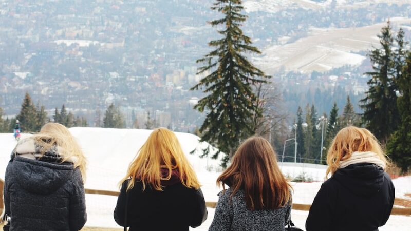 10 länder vars invånare gärna turistar i Sverige