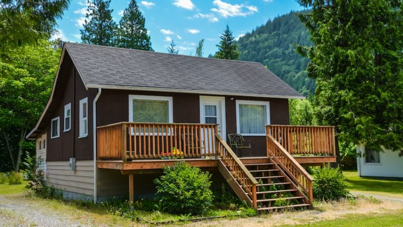 Underhåll av fritidshus genom årstiderna – en guide för hållbart ägande